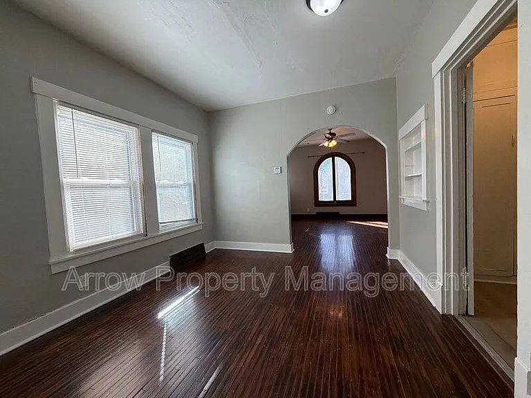 2800 P St #4 — Photo 5