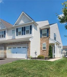 369 Redclover Ln, Allentown, PA, 18104