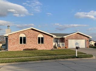 3067 38th Ave, Columbus, NE 68601