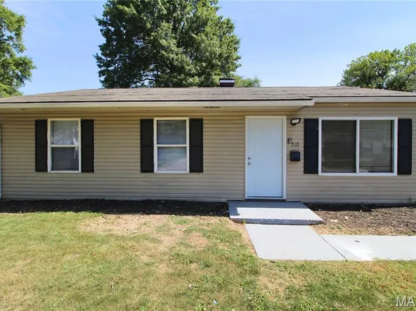 510 Saint Paul Dr, Cahokia, IL 62206
