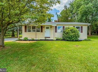 24 Ridgeview Dr, Coatesville, PA 19320