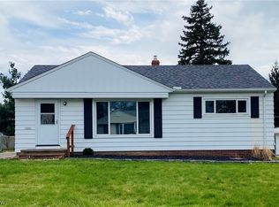 11121 Gabriella Dr, Parma, OH