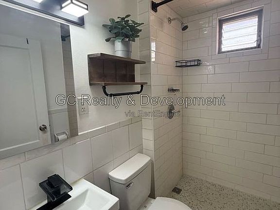 5th image of 5709 W Dakin St Unit 2