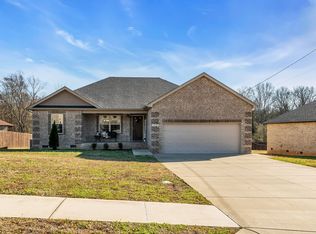 107 Smithfield Dr, Shelbyville, TN 37160