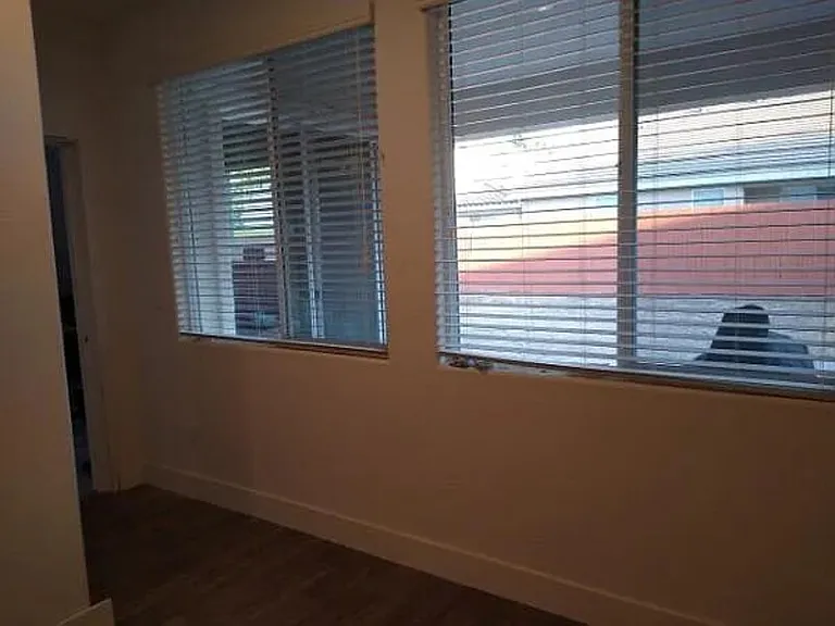 2434 Urdaneta Way — Photo 12