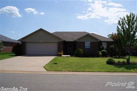 1st image of 2825 Makenzie Dr