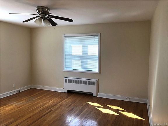 5th image of 22 Pleasant Pl Floor 2