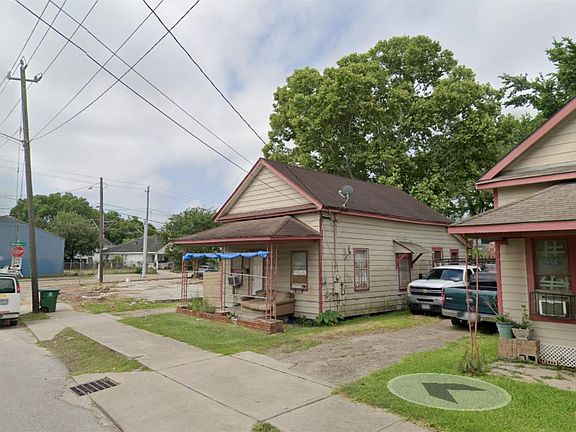 3rd image of 2507 Gentry St