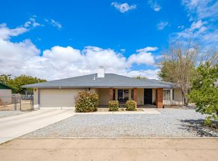 15204 Riverside Rd, Hesperia, CA 92345