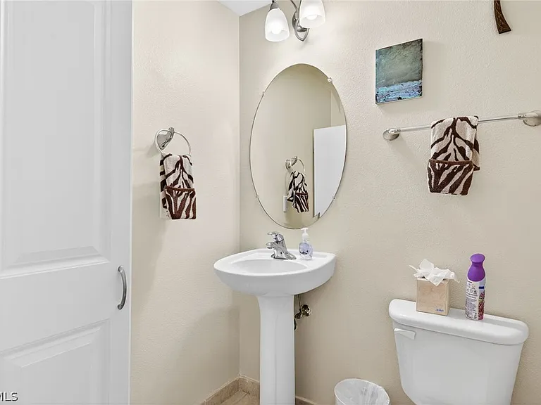 2825 Palm Beach Blvd #409 — Photo 25