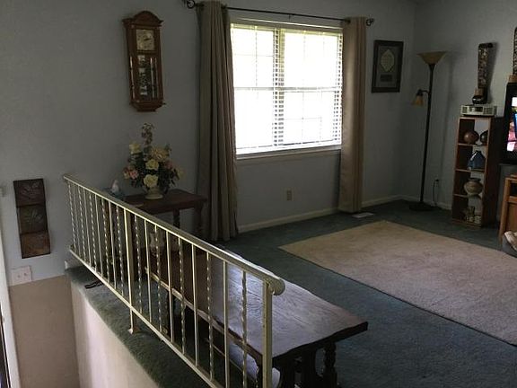 2nd image of 5718 Taggart Dr