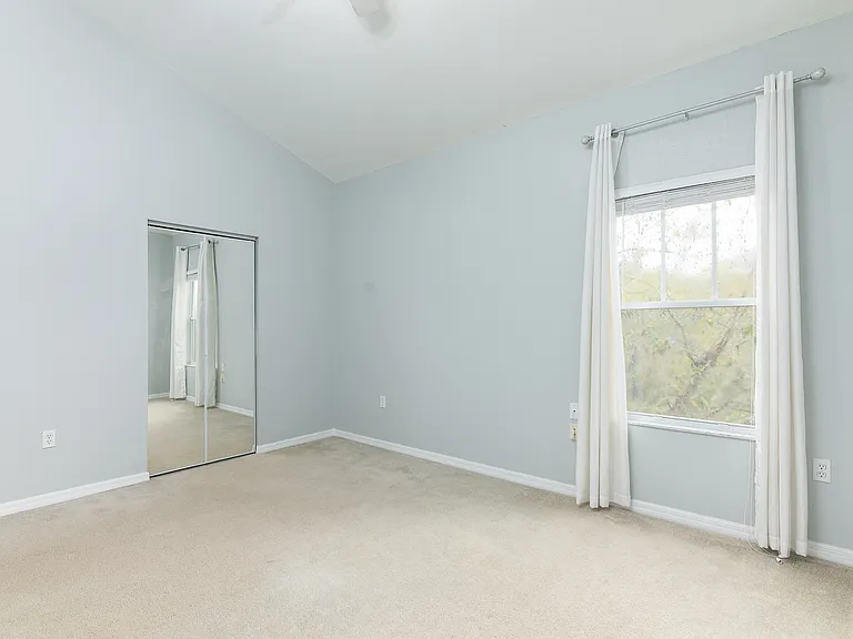 4850 SW 91st Ter #301 — Photo 16