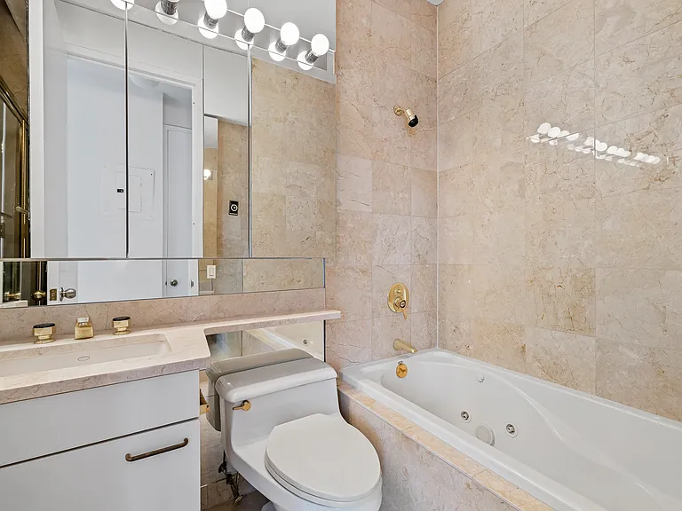 524 E 72nd St #31AG — Photo 10