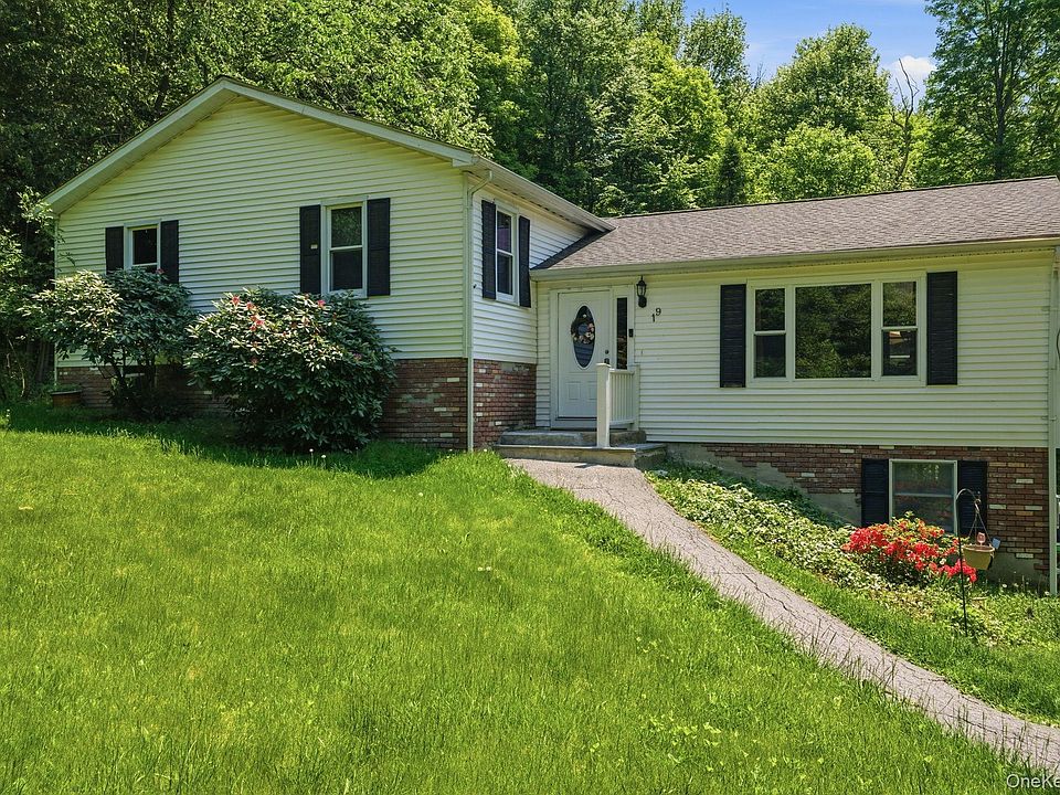 1st image of 19 Taurat Place