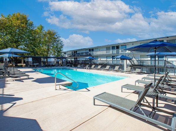 5800 Harper Dr NE APT 1136