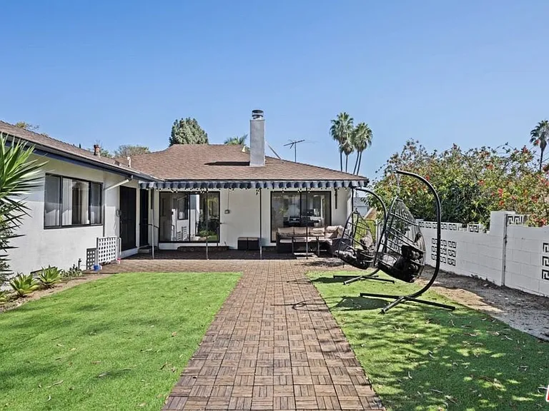 2617 S Beverly Dr — Photo 3