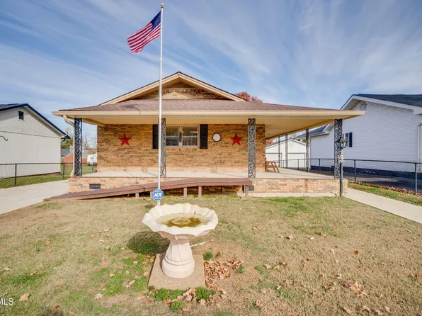 1556 Redwood Dr, Kingsport, TN 37664