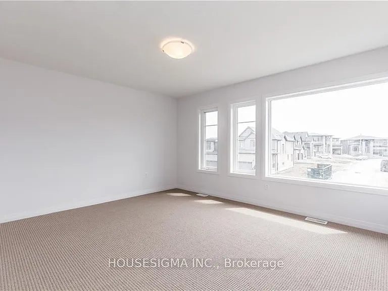 59 Greenwich Ave — Photo 12