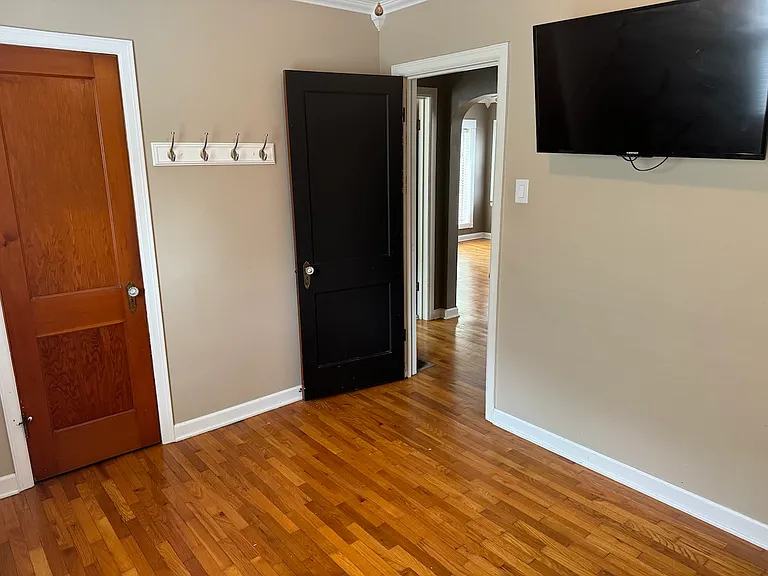 316 W Kirwin Ave — Photo 11