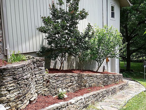 2nd image of 3315 Pine Timbers Dr