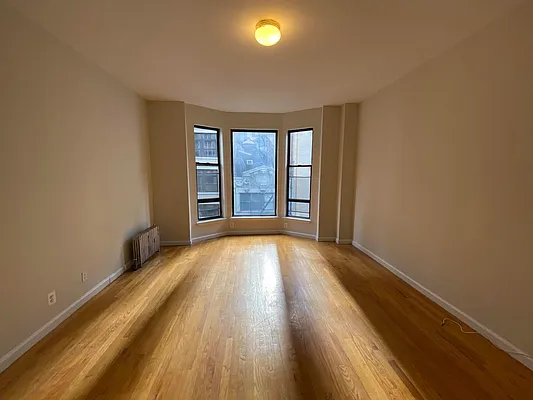 Rented by Oxford Property Group | media 2