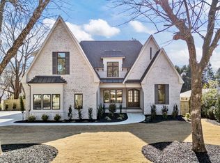 1218 Kingwood Dr, Raleigh, NC 27609