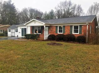 113 Frazier Rd, Galax, VA 24333