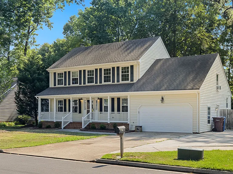 1309 Chelbrook Rd — Photo 3