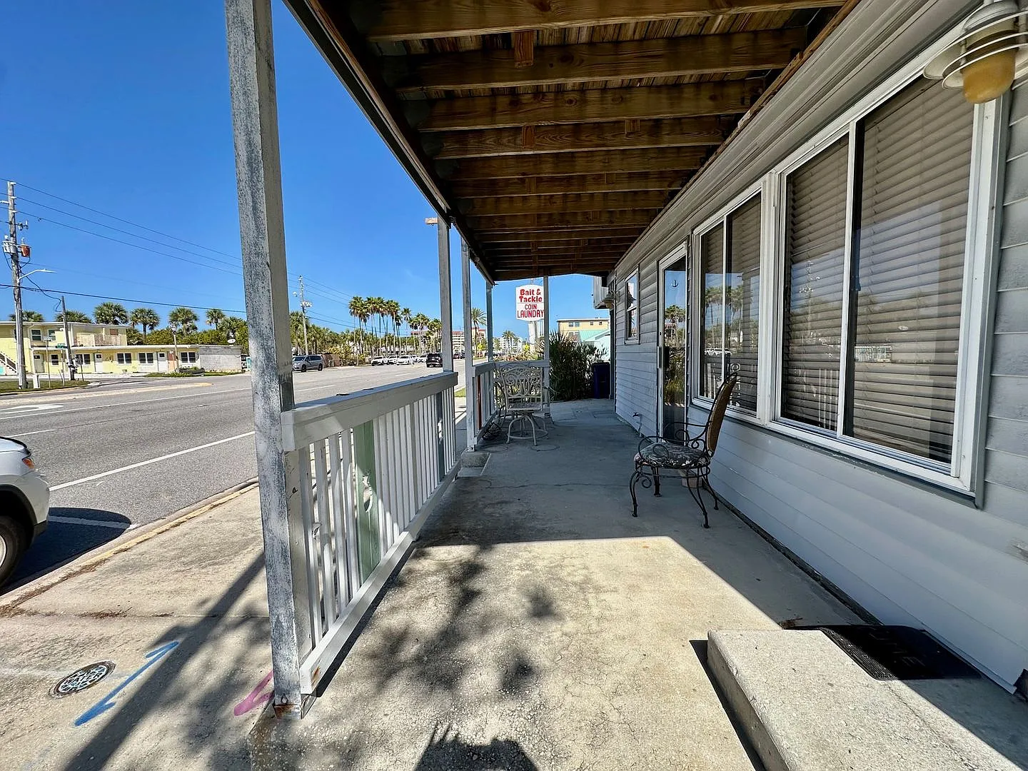 Fantastic 2br/1ba unfurnished/annual rental in Redington Shores! — Photo 3
