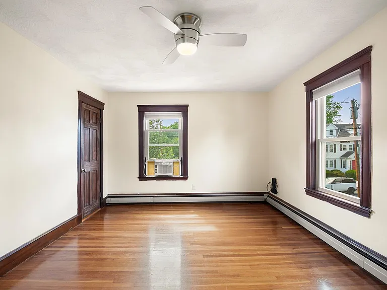 28 Churchill Ave #1 — Photo 18