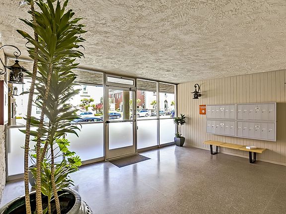 3rd image of 2235 Broadway St #20