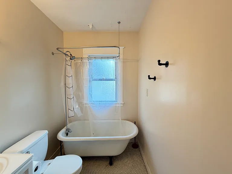 92 Alsace Ave #2 — Photo 14