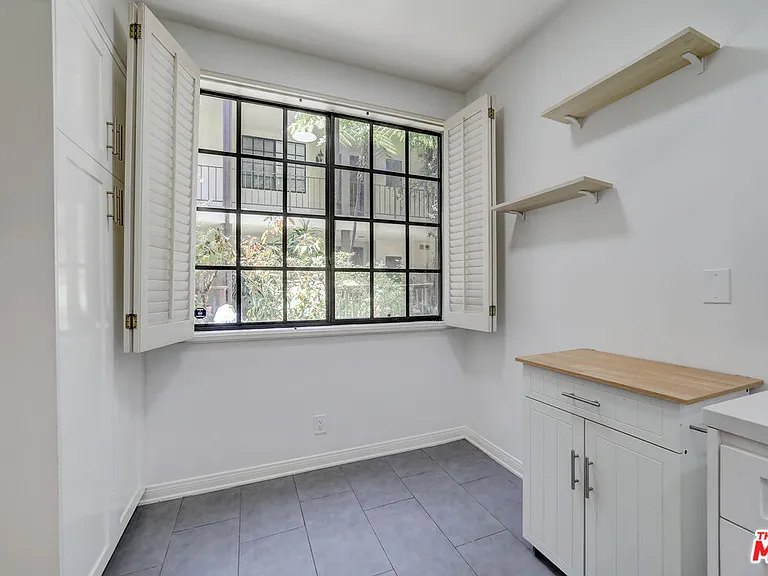 11939 Gorham Ave #105 — Photo 23