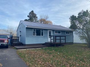 512 Coventry Rd, Hoyt Lakes, MN 55750