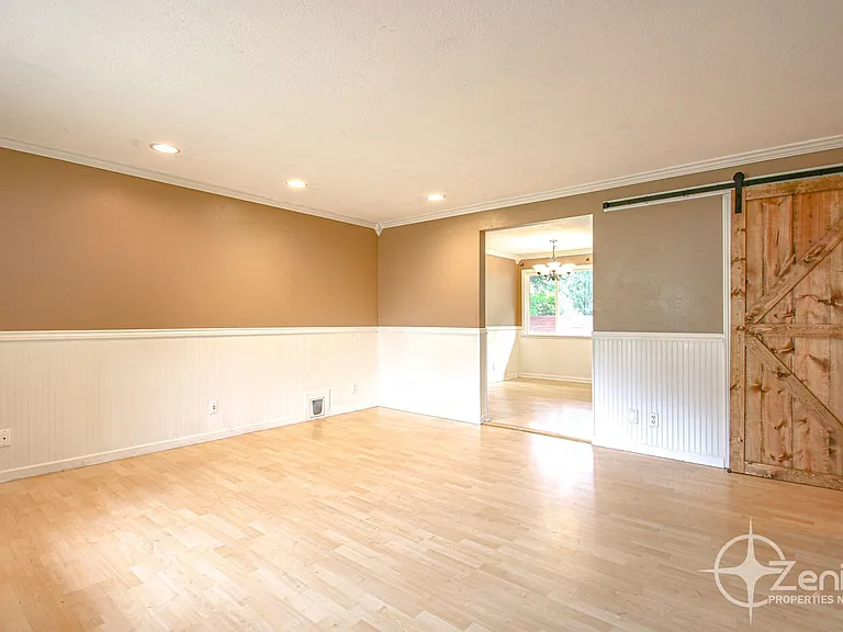 15012 NE 6th St — Photo 5