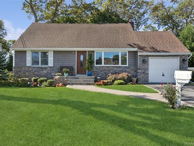 320 W 11th Street, Deer Park, NY, 11729