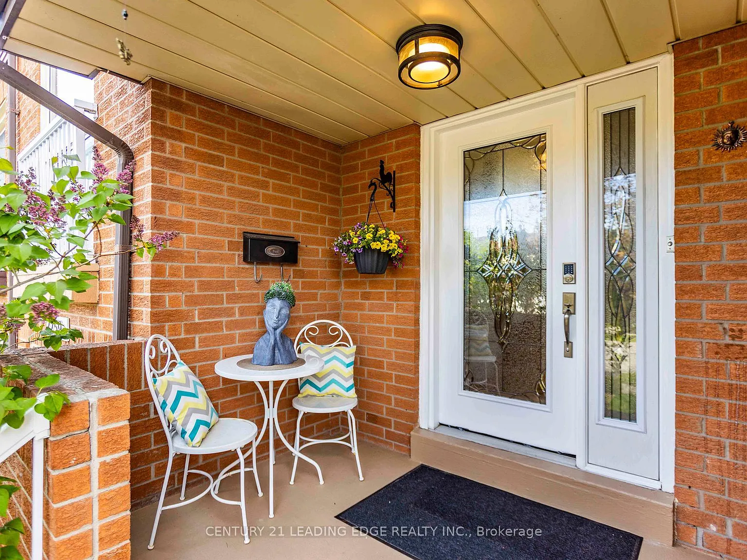 3 bed, $3,390 — Photo 4