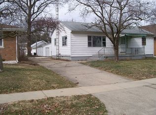 2135 N 6th St, Springfield, IL 62702