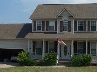 2055 Catherine Lake Rd, Richlands, NC 28574