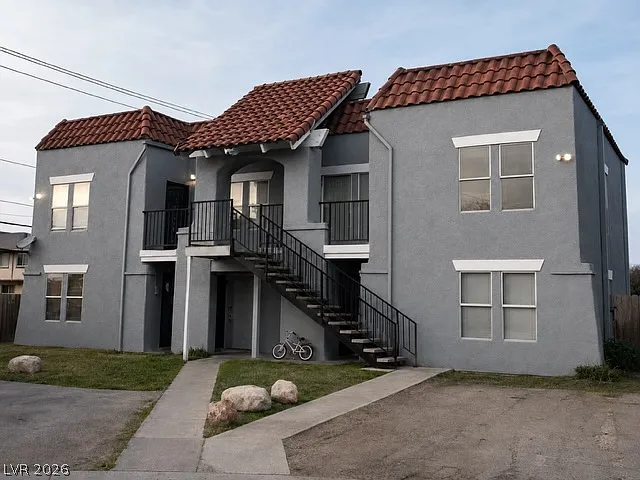 5354 E Lake Mead Blvd #B — Photo 2