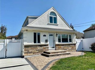 2553 Westlake Ave, Oceanside, NY 11572