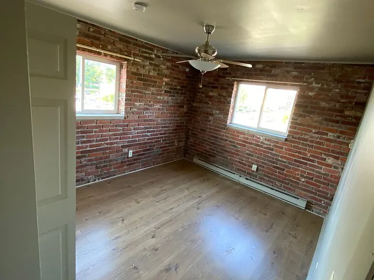 217 S Lincoln St — Photo 14