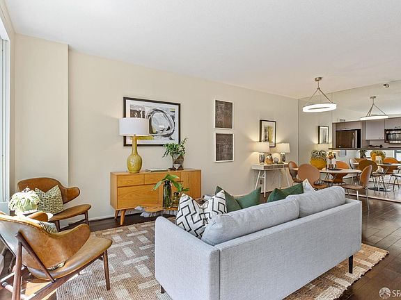 3rd image of 300 3rd St APT 609