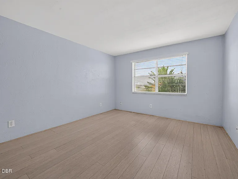 118 S Halifax Ave #402 — Photo 13