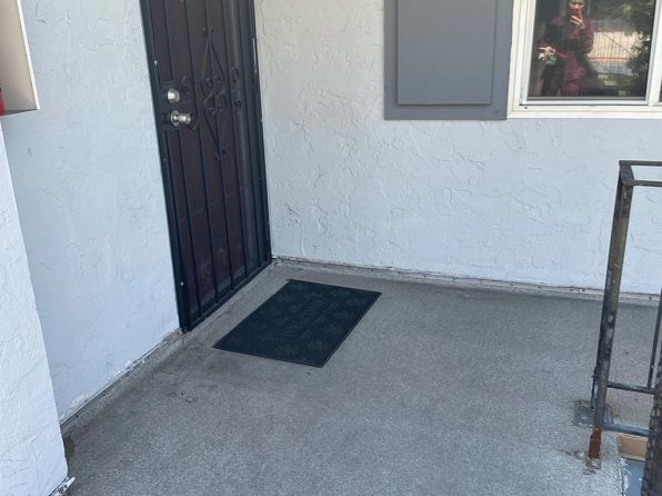 3687 Waterbury Ct APT 4