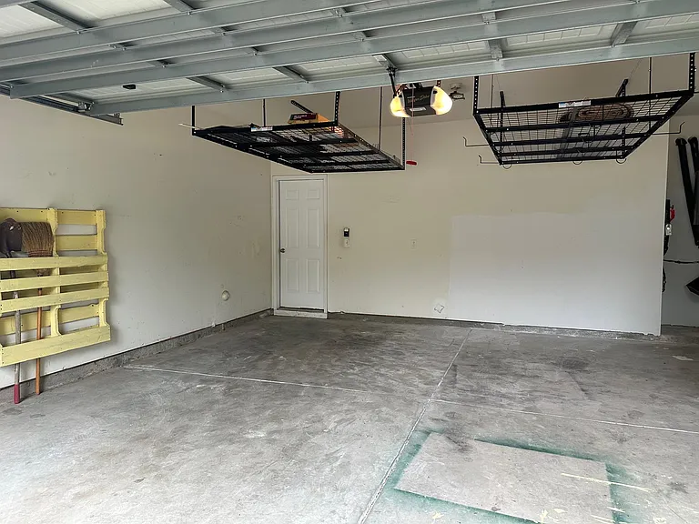 219 Northlands Dr — Photo 30