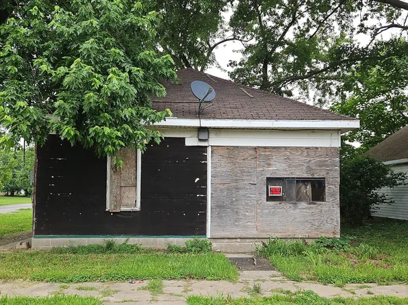 311 Vogel Ave, Dowell, IL 62927