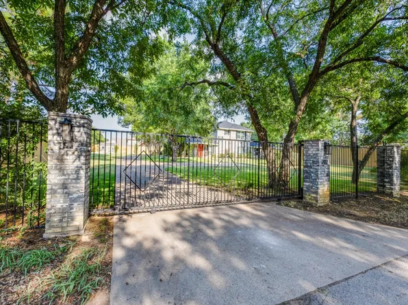 202 Wild Oak Ln, Hickory Creek, TX 75065
