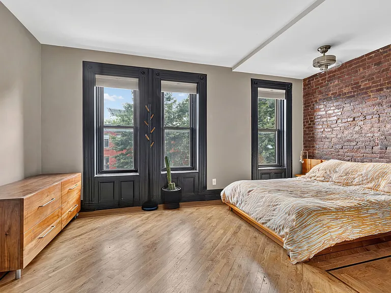 380 Herkimer St #2 — Photo 6