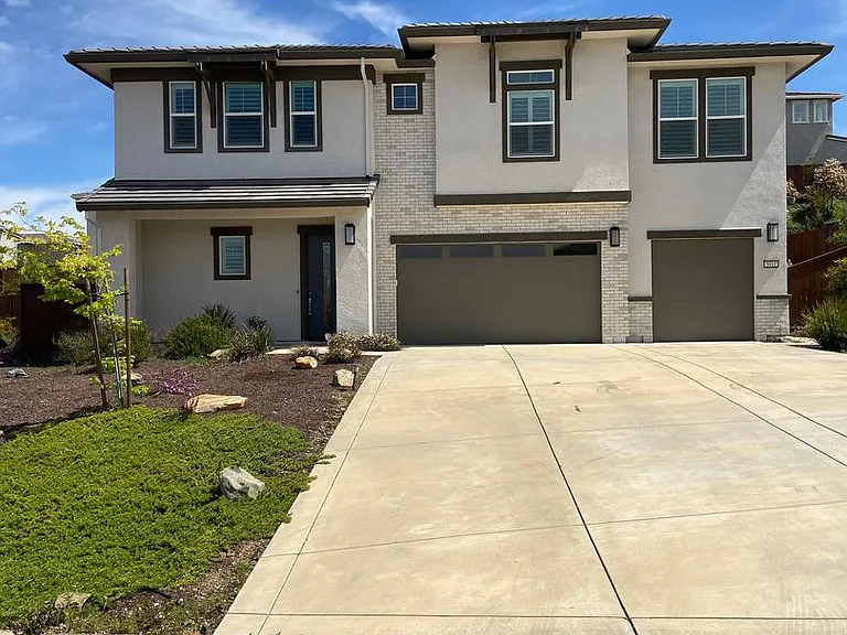 5011 Murieta Pl — Photo 2